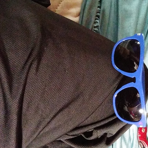 Louis Vuitton Sunglasses MOD. Z0563W - Picture 5 of 7